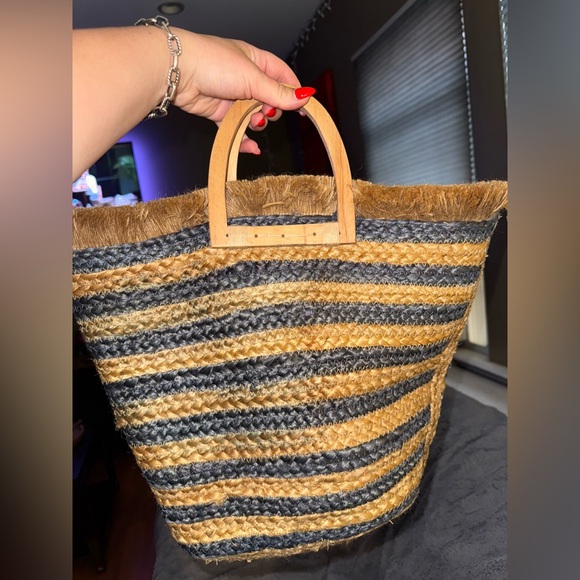 Striped Woven Tote Bag with Wooden Handles - Picture 2 of 4